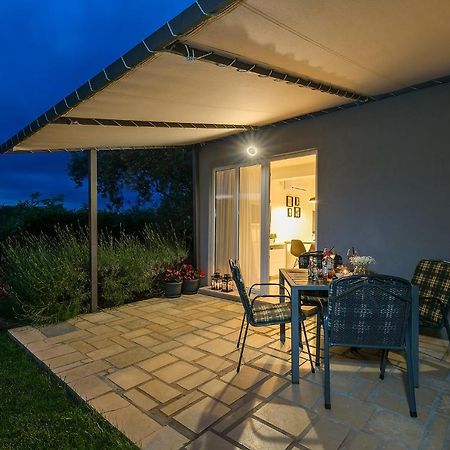 Apartments Dama Πόρετς Εξωτερικό φωτογραφία