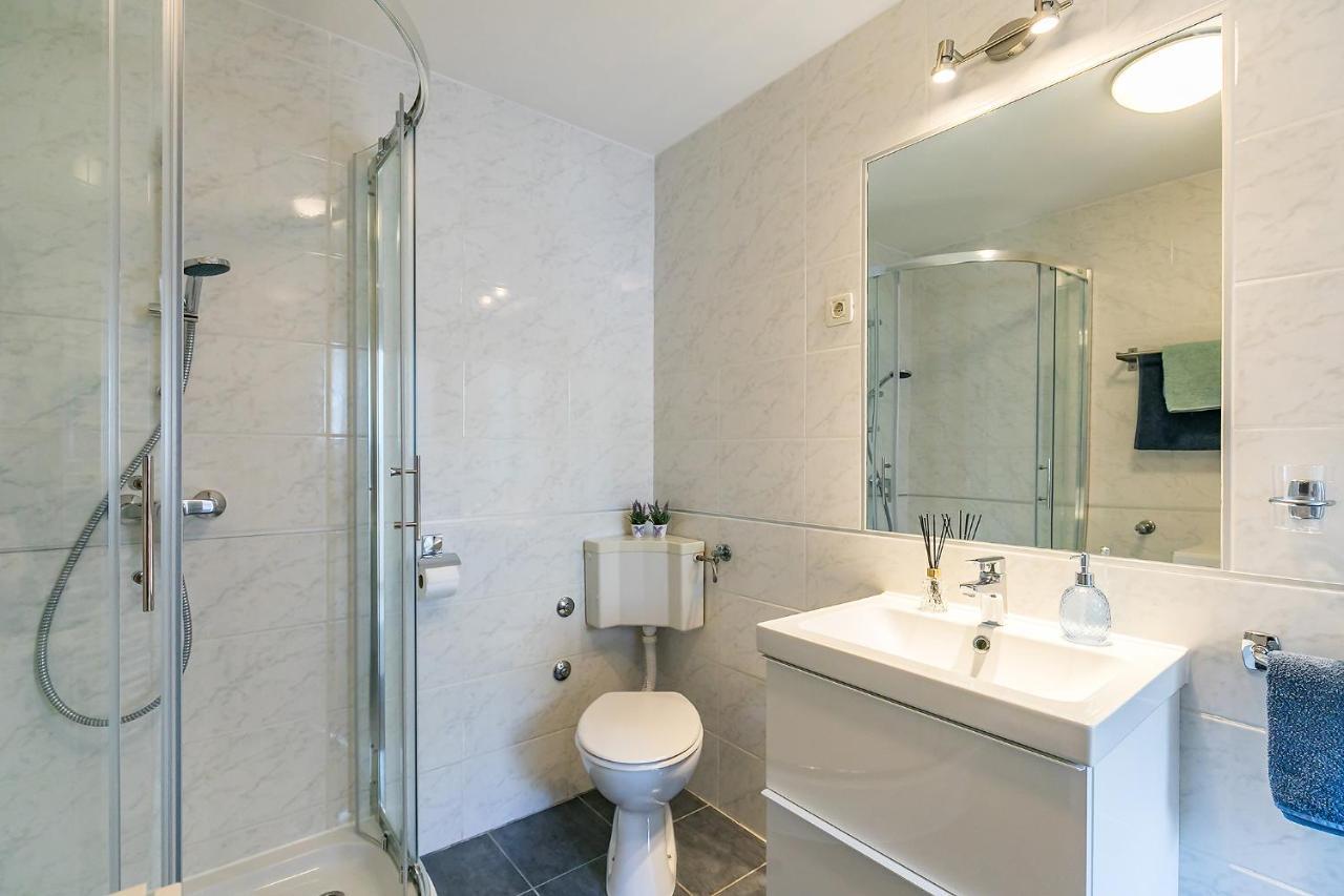 Apartments Dama Πόρετς Εξωτερικό φωτογραφία
