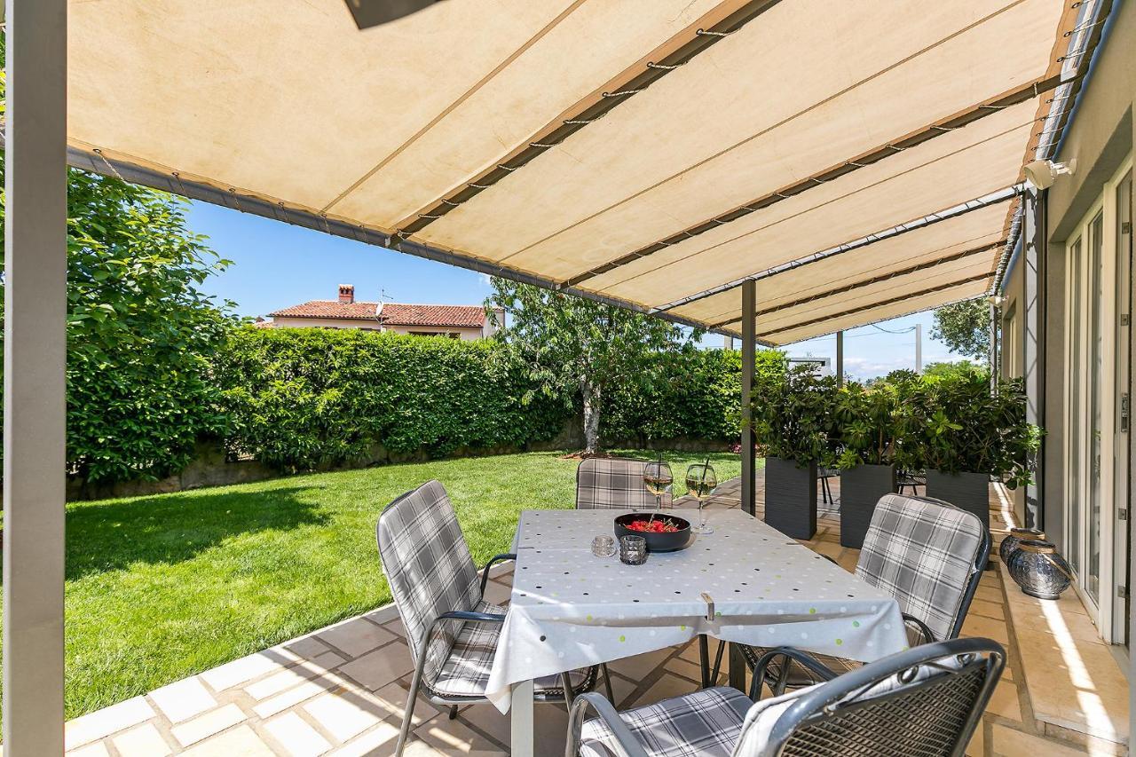 Apartments Dama Πόρετς Εξωτερικό φωτογραφία