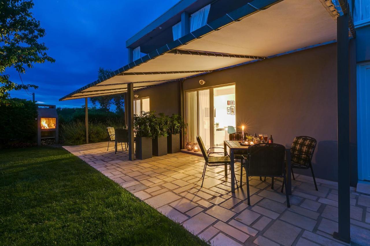 Apartments Dama Πόρετς Εξωτερικό φωτογραφία